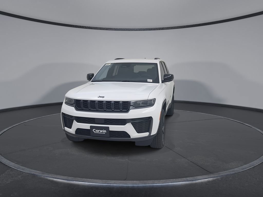 New 2026 Jeep Grand Cherokee Laredo image 4