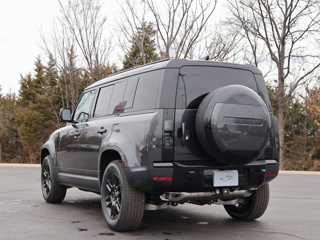 New 2026 Land Rover Defender 110 S AWD/4WD image 7