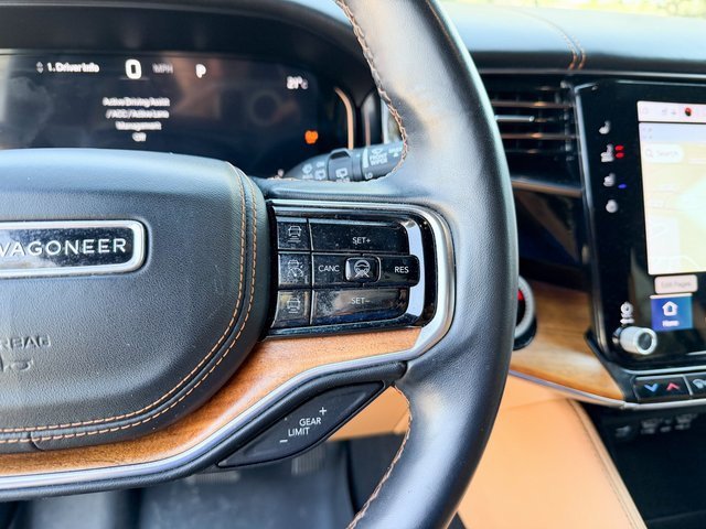 Used 2022 Jeep Grand Wagoneer Series III image 12