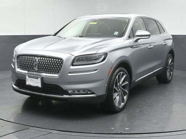 Certified 2023 Lincoln Nautilus Reserve w/ Equipment Group 202A AWD/4WD image 3