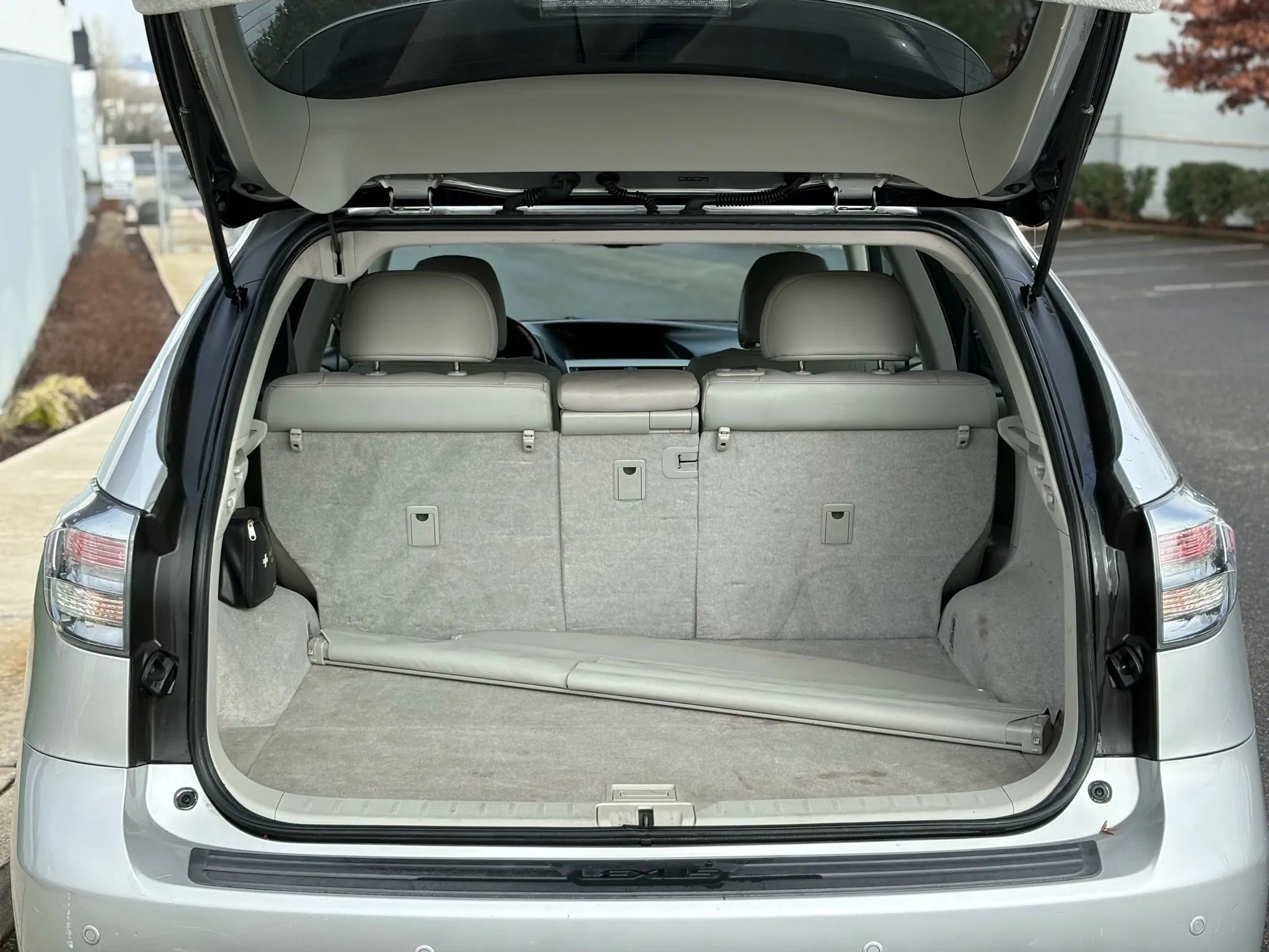 Used 2011 Lexus RX 350 RX 350 Sport Utility 4D w/ Premium Pkg image 19