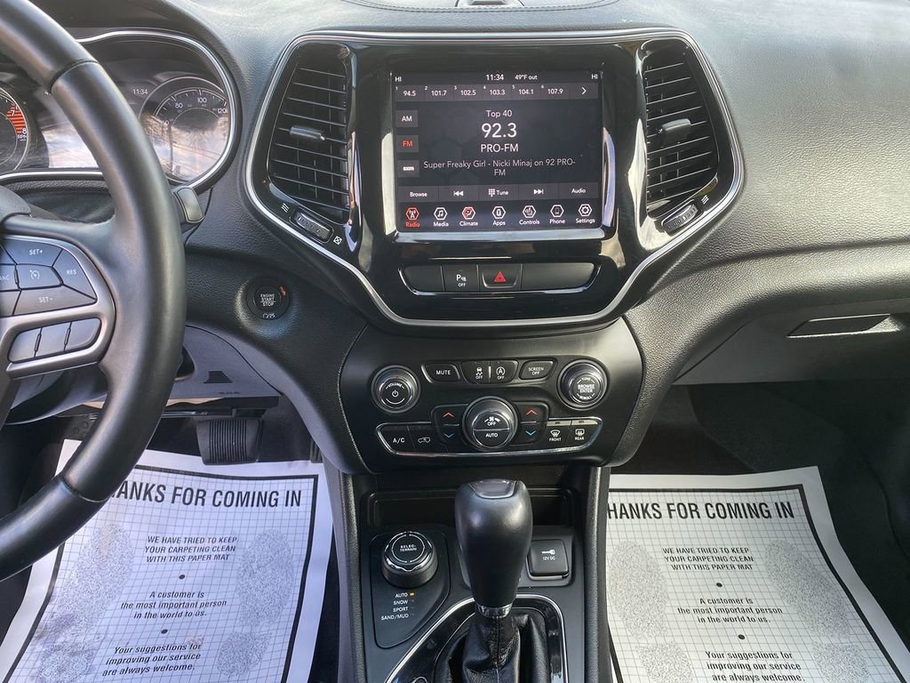 Used 2019 Jeep Cherokee Limited image 20