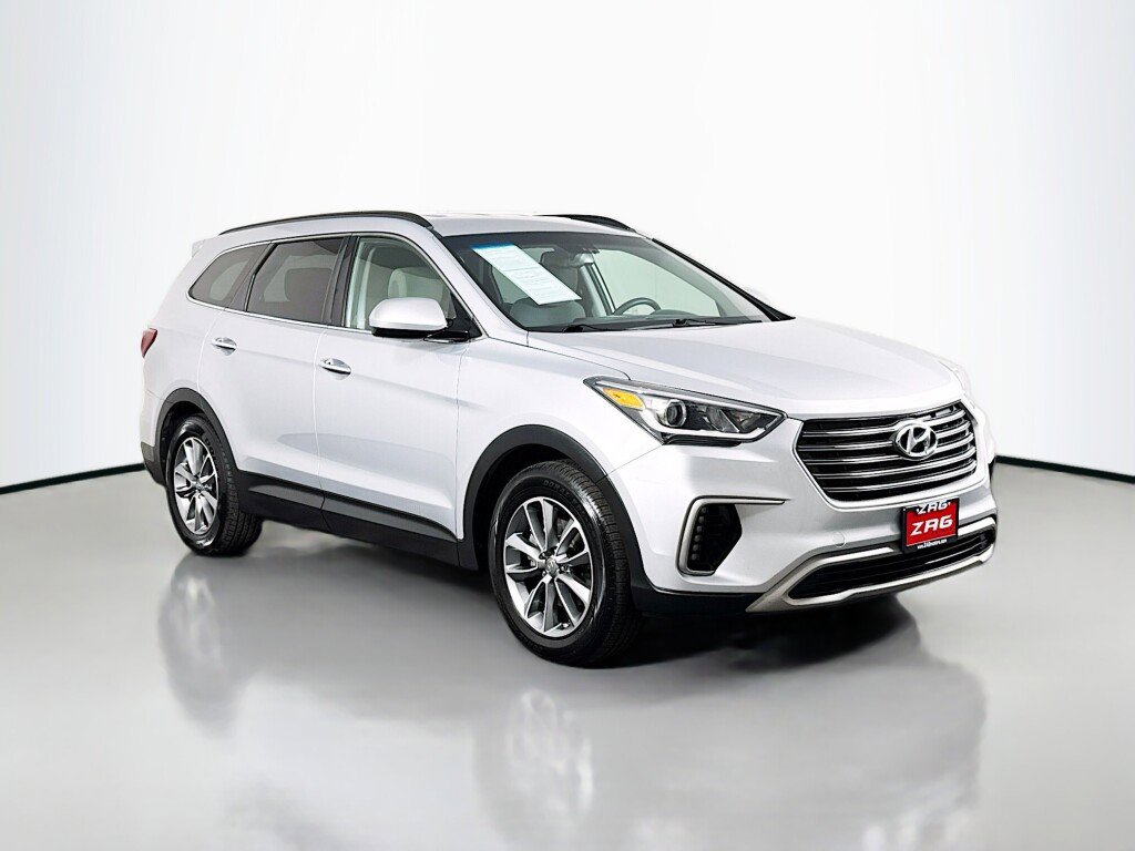 Used 2019 Hyundai Santa Fe XL SE image 7