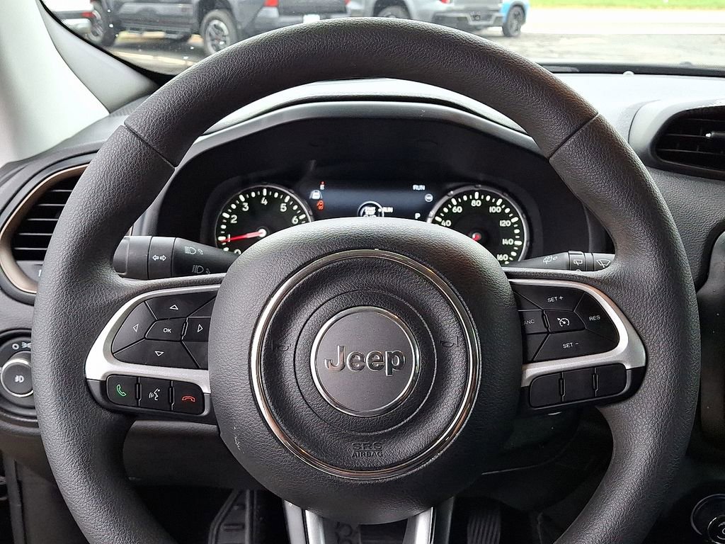 Used 2023 Jeep Renegade Latitude image 21