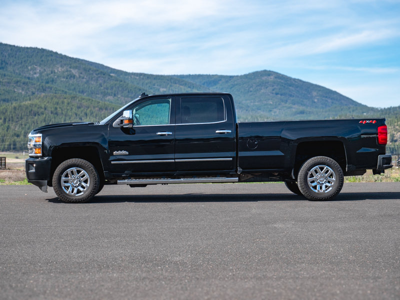 Used 2019 Chevrolet Silverado 3500 High Country w/ Duramax Plus Package AWD/4WD image 6