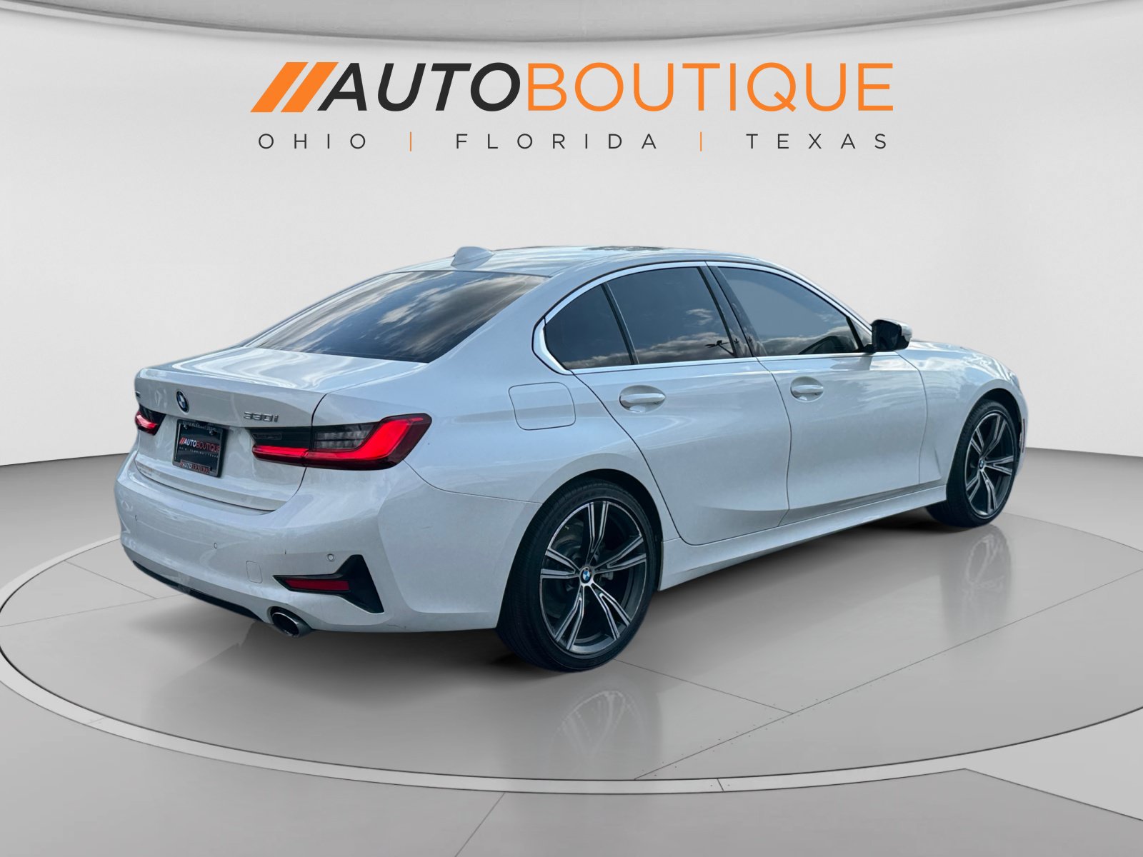 Used 2021 BMW 330i xDrive Sedan w/ Premium Package AWD/4WD image 5