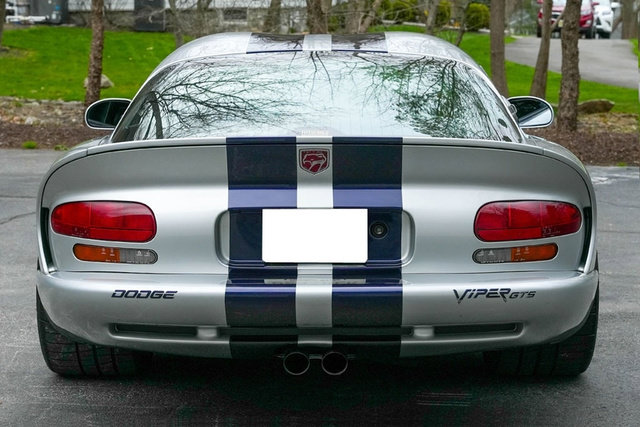 Used 1998 Dodge Viper GTS RWD image 8