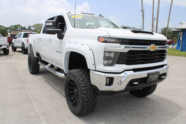 Used 2024 Chevrolet Silverado 2500 LT image 14