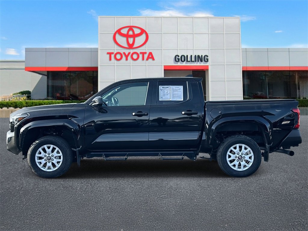 Used 2024 Toyota Tacoma SR image 2