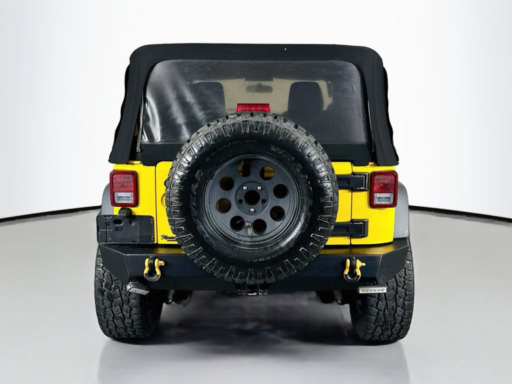 Used 2016 Jeep Wrangler Sport w/ Connectivity Group AWD/4WD image 6