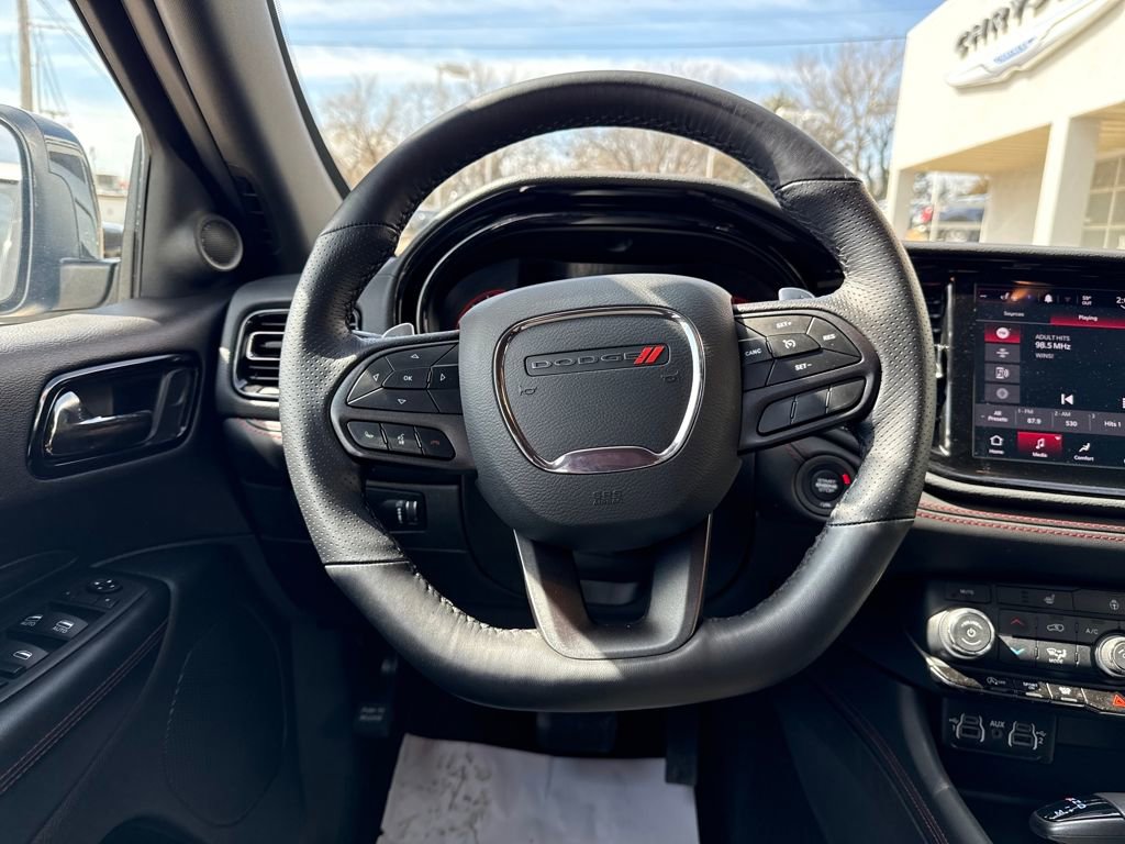Used 2025 Dodge Durango GT AWD/4WD image 14