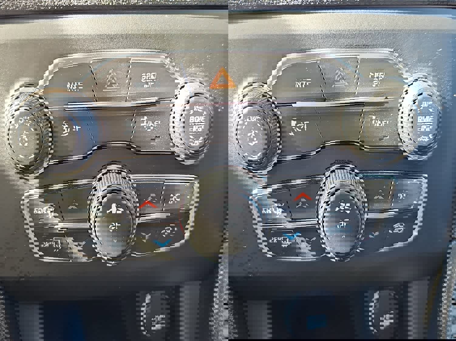 Used 2023 Dodge Charger SXT image 23