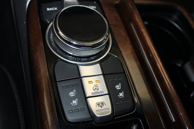 Used 2019 Genesis G90 3.3T Premium image 22