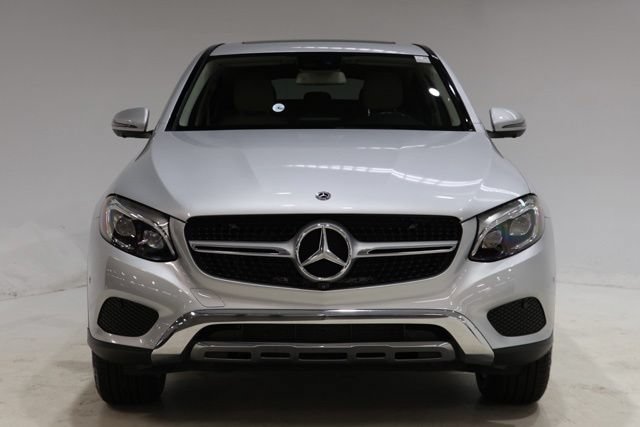 Used 2019 Mercedes-Benz GLC 300 4MATIC Coupe image 2