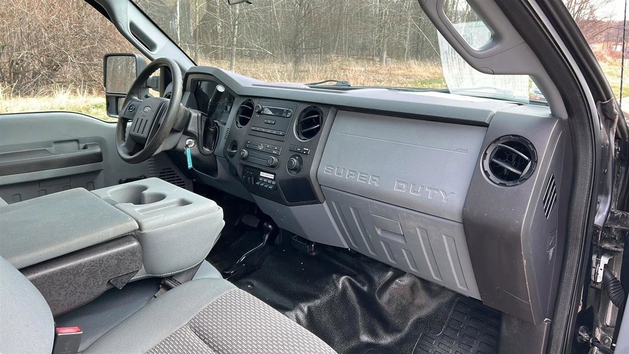 Used 2015 Ford F350 XL w/ Snow Plow Prep Package image 77