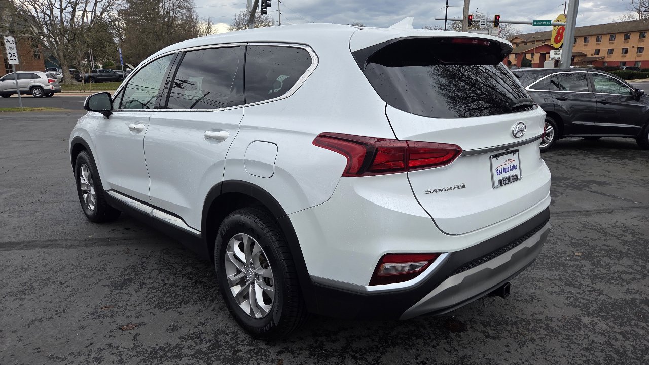 Used 2019 Hyundai Santa Fe SEL image 11