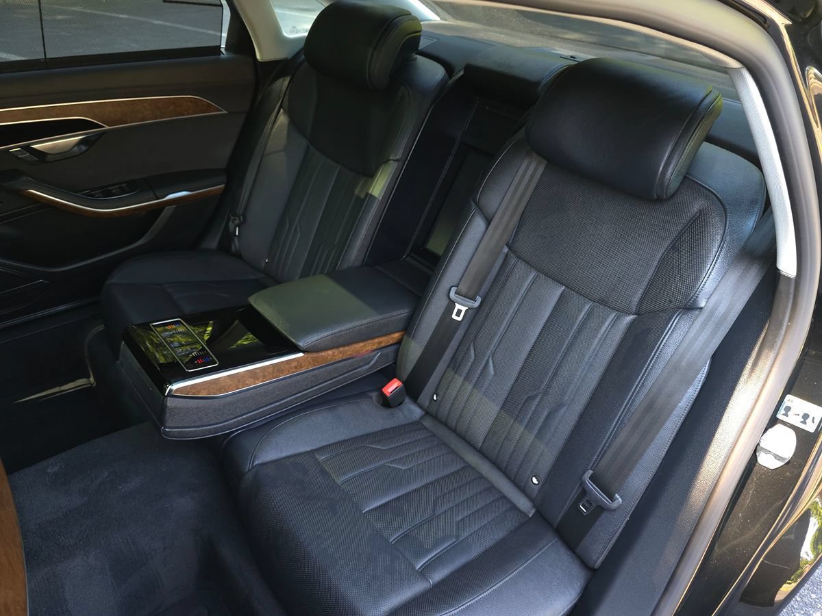 Used 2023 Audi A8 L 3.0T w/ Executive Package AWD/4WD image 14