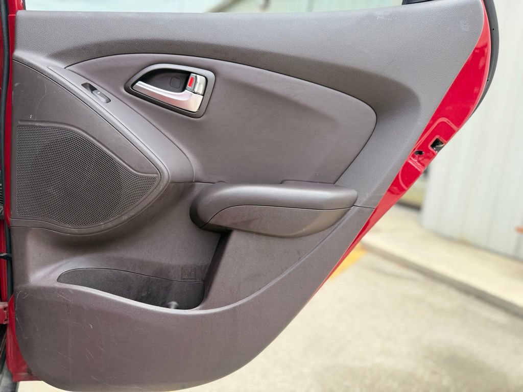 Used 2013 Hyundai Tucson Limited FWD image 22