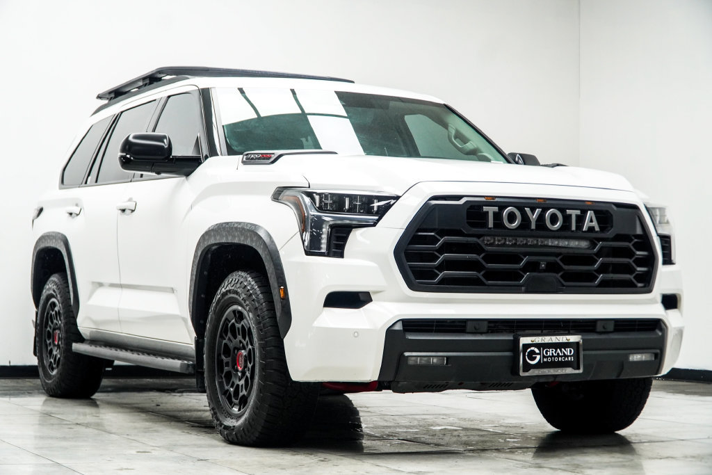 Used 2023 Toyota Sequoia TRD Pro AWD/4WD image 5