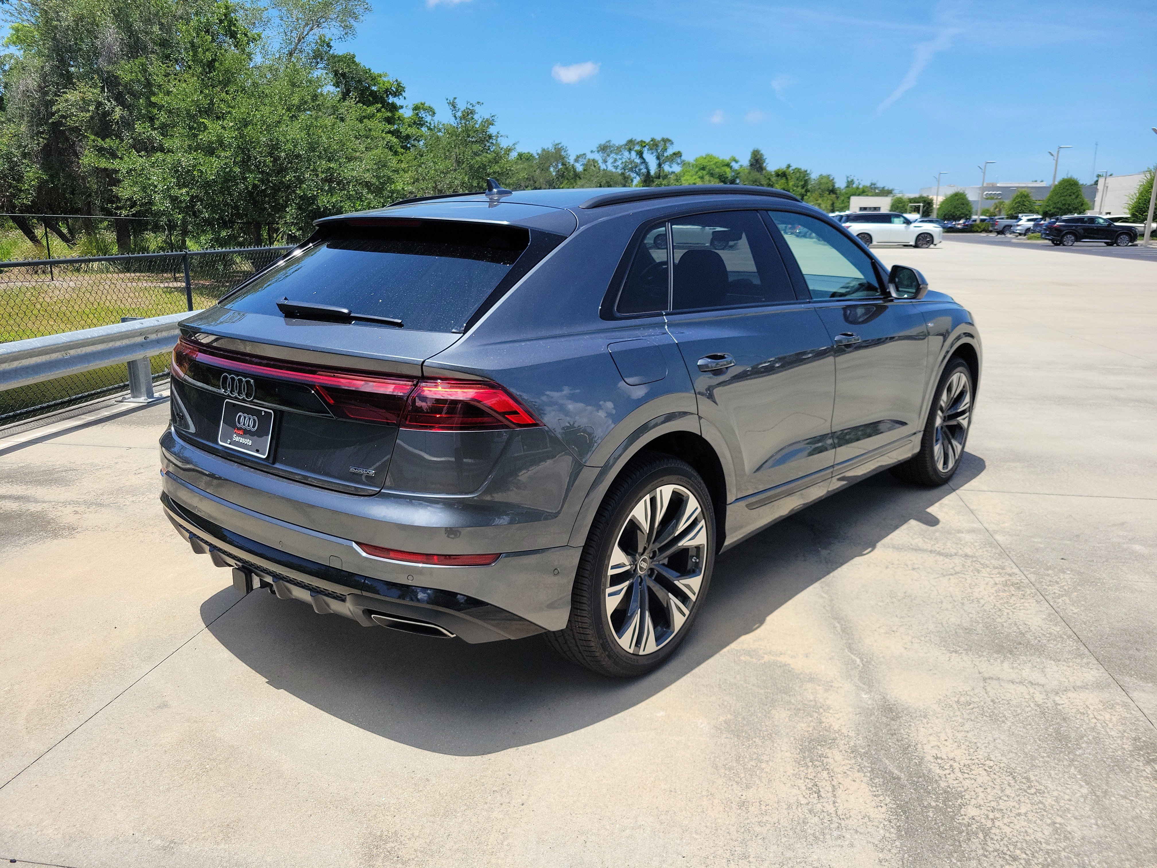 New 2026 Audi Q8 Premium Plus AWD/4WD image 4