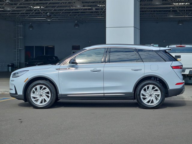 Used 2026 Lincoln Corsair Premiere FWD image 5