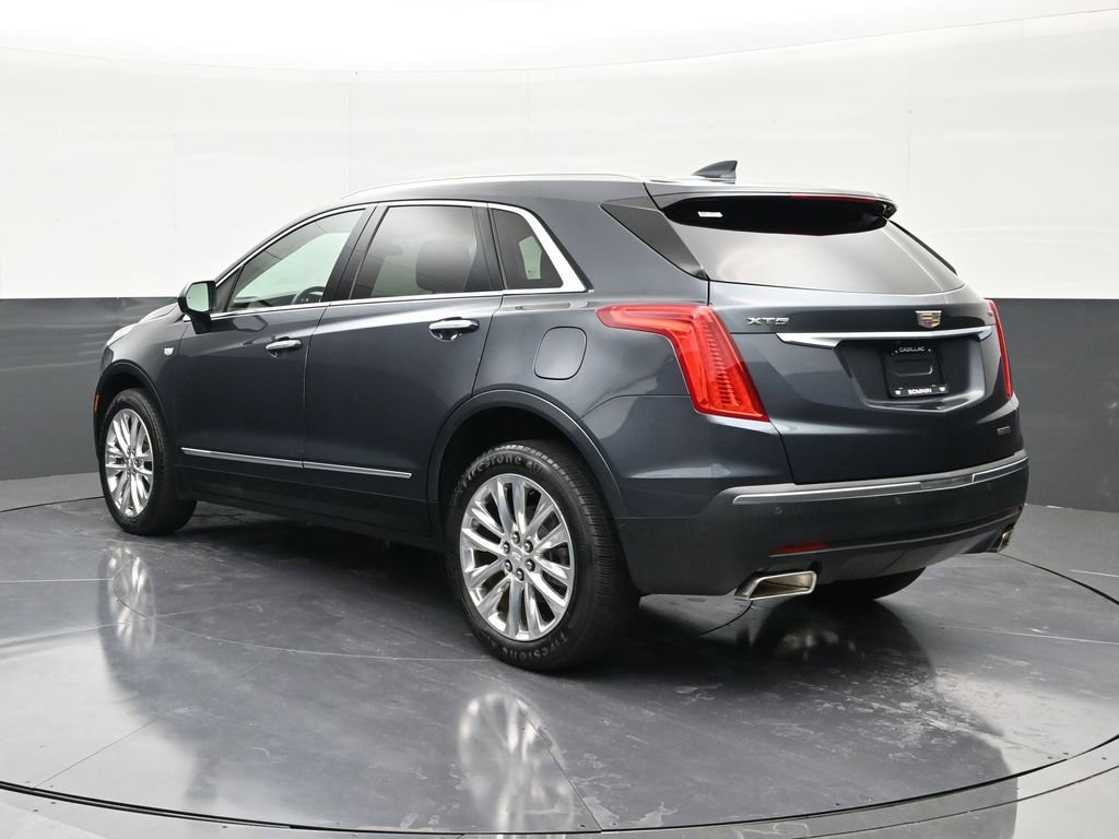 Used 2019 Cadillac XT5 Luxury image 3