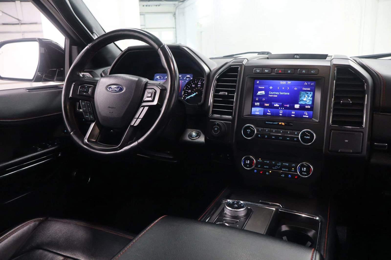 Used 2020 Ford Expedition Max Limited w/ Equipment Group 303A AWD/4WD image 26