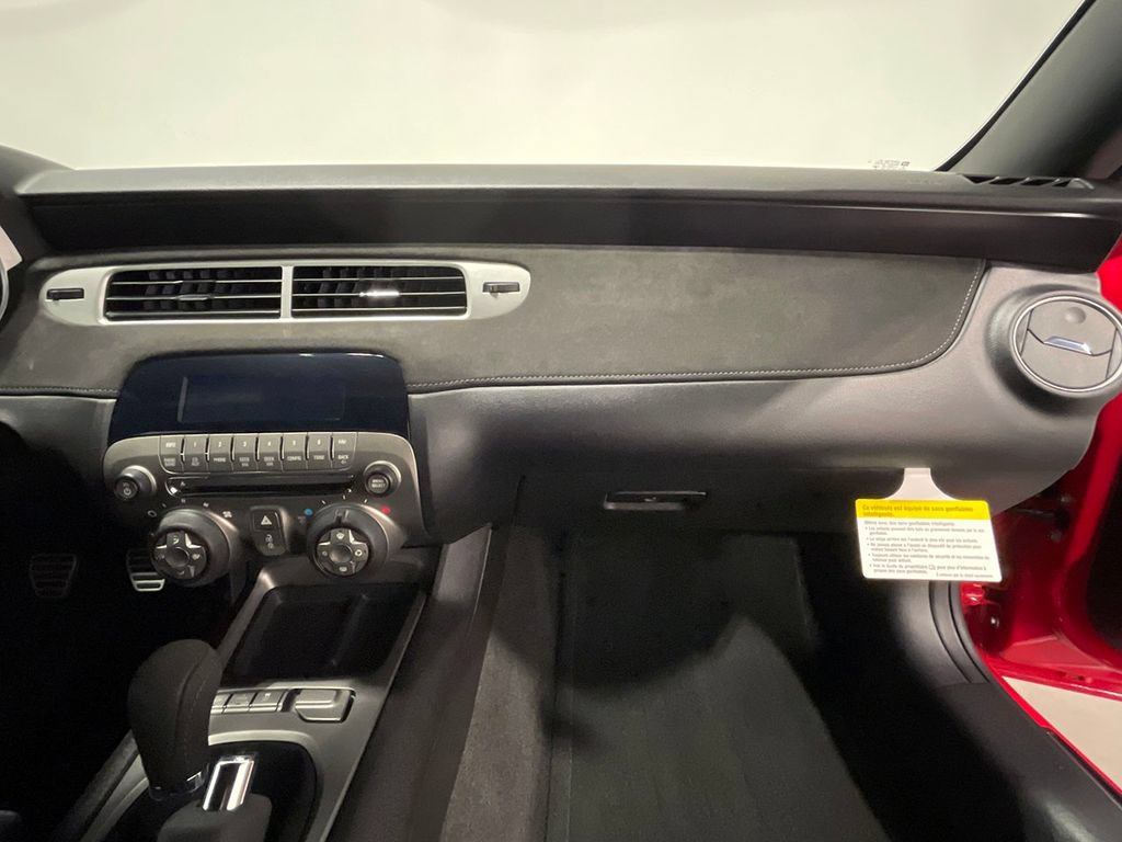 Used 2015 Chevrolet Camaro Z/28 RWD image 49