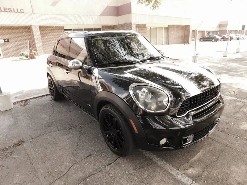 Used 2012 MINI Cooper Countryman S image 3
