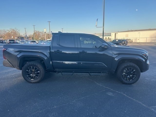 Used 2024 Toyota Tacoma TRD Sport image 5