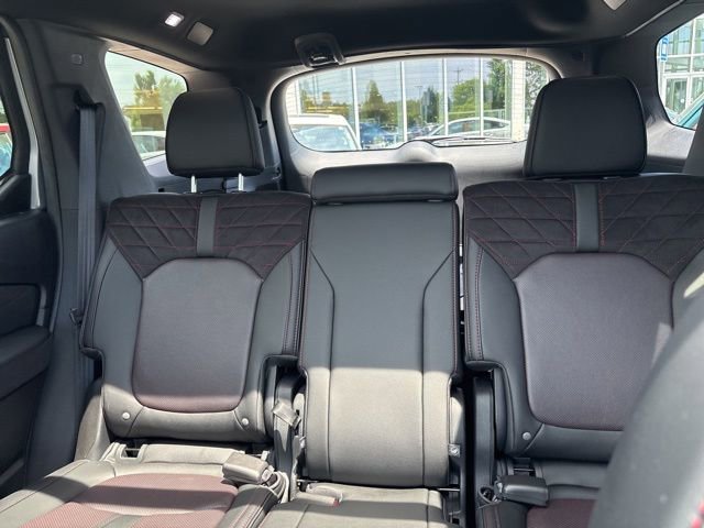 Used 2026 Honda Pilot Black Edition image 15