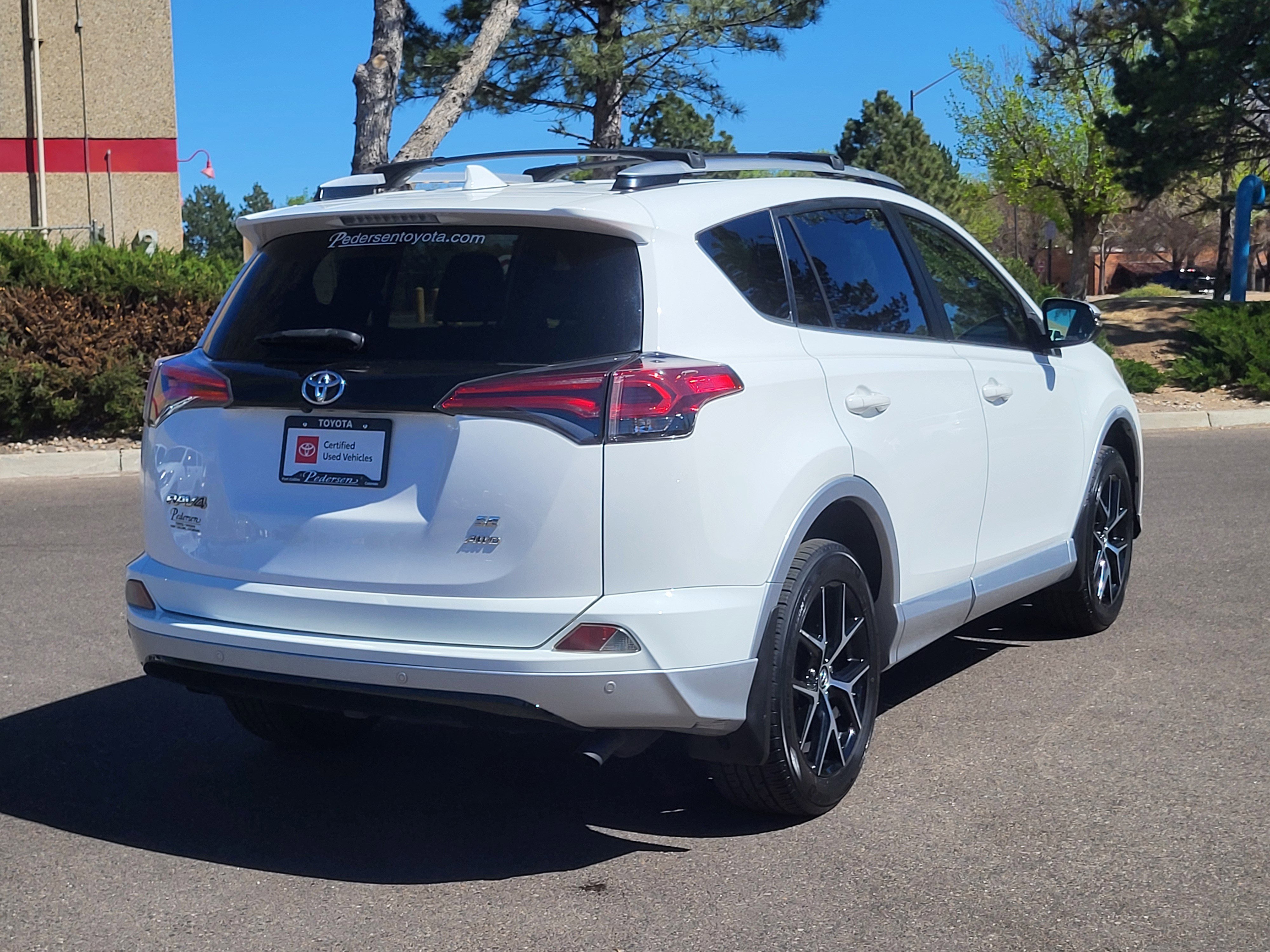 Certified 2016 Toyota RAV4 SE AWD/4WD image 2