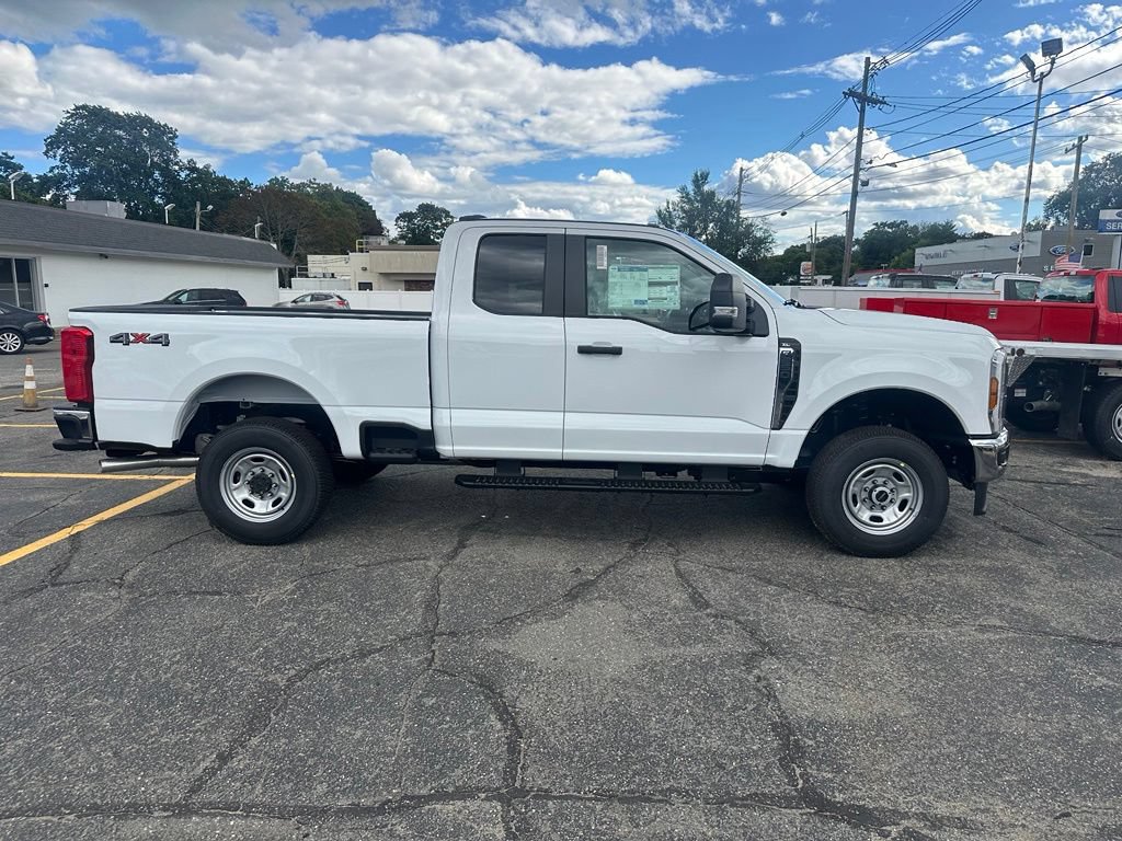 New 2026 Ford F250 XL w/ XL Chrome Package AWD/4WD image 4