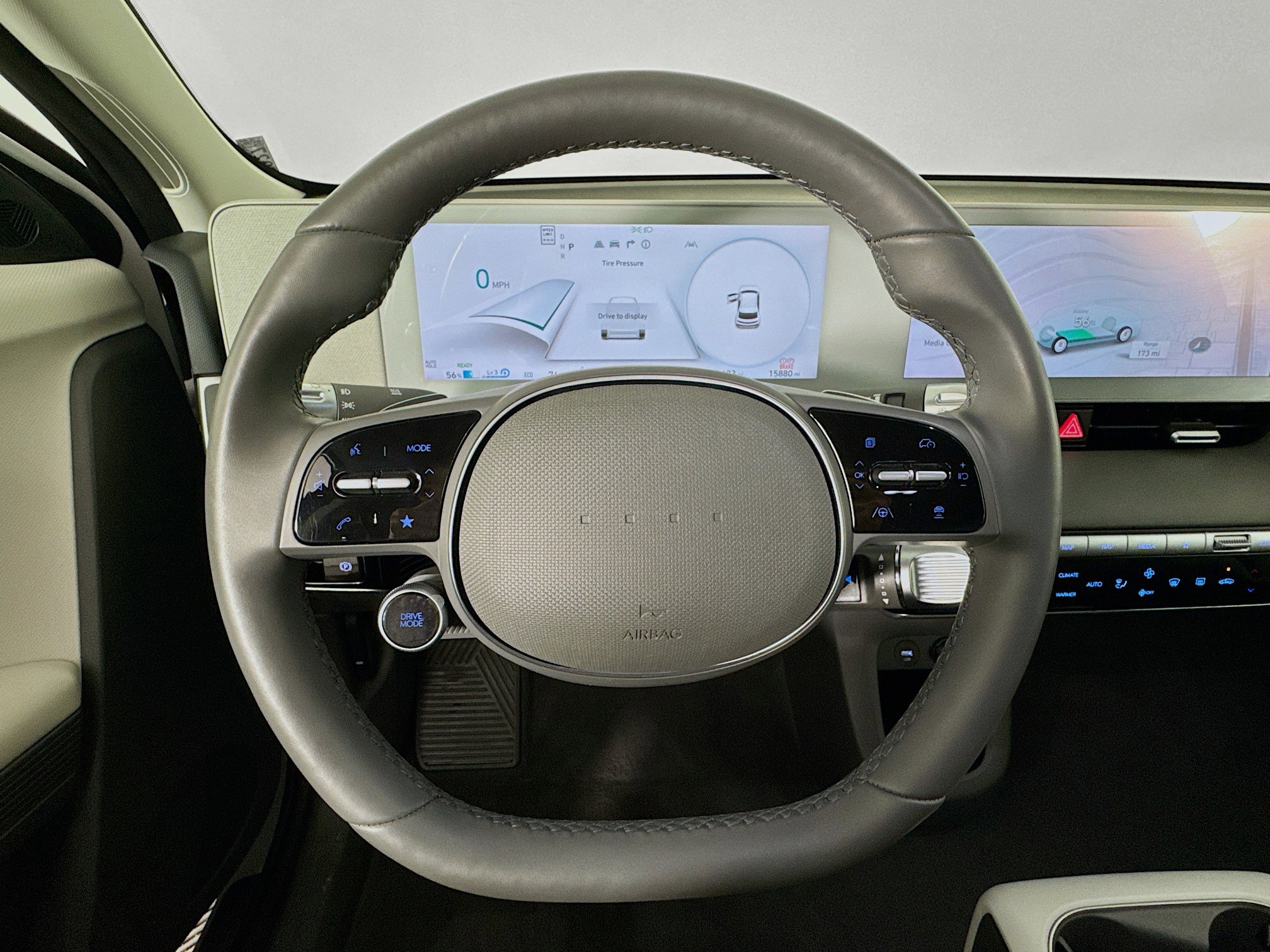 Used 2024 Hyundai Ioniq 5 SEL image 11