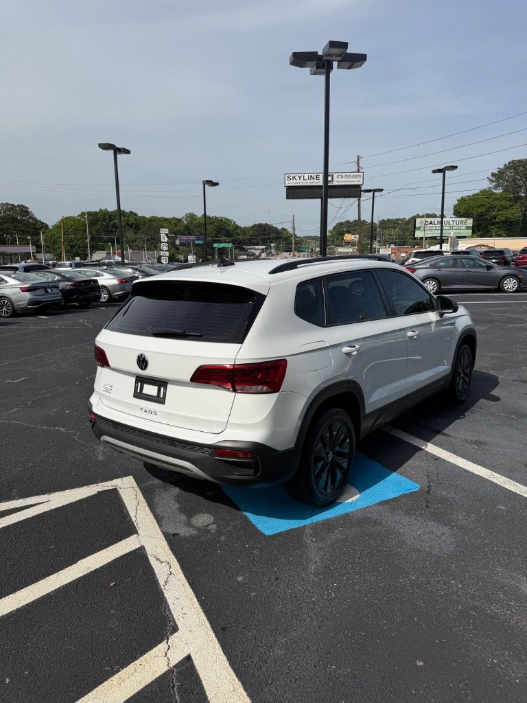 Used 2024 Volkswagen Taos S FWD image 5