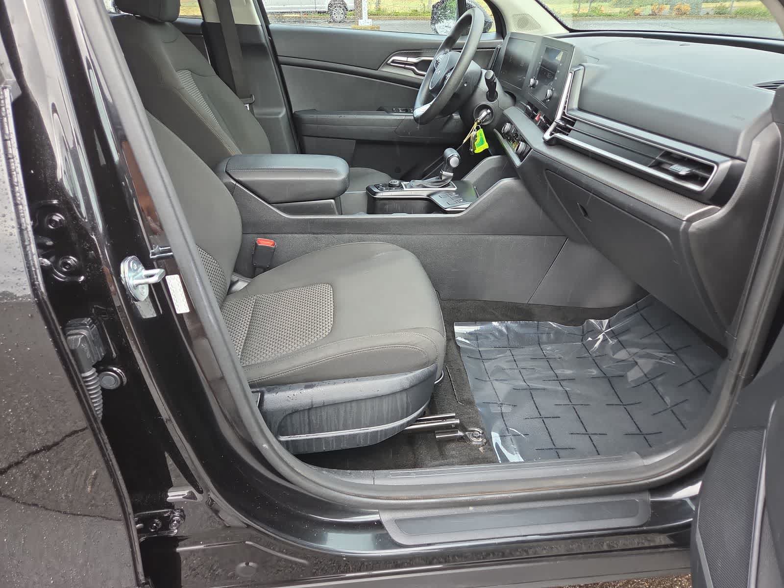 Used 2023 Kia Sportage LX AWD/4WD image 22