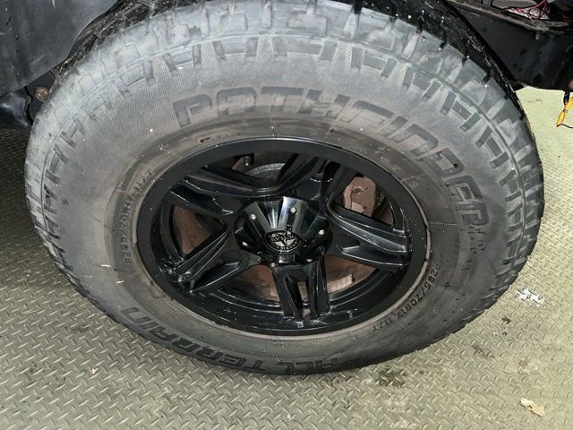 Used 2013 Jeep Wrangler Sport image 38