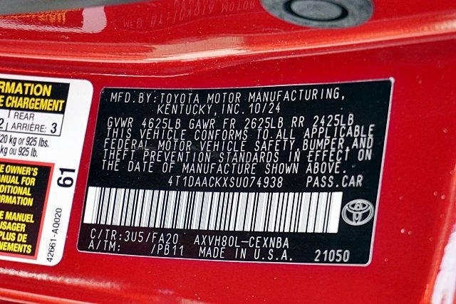 Used 2025 Toyota Camry LE w/ Convenience Package FWD image 32