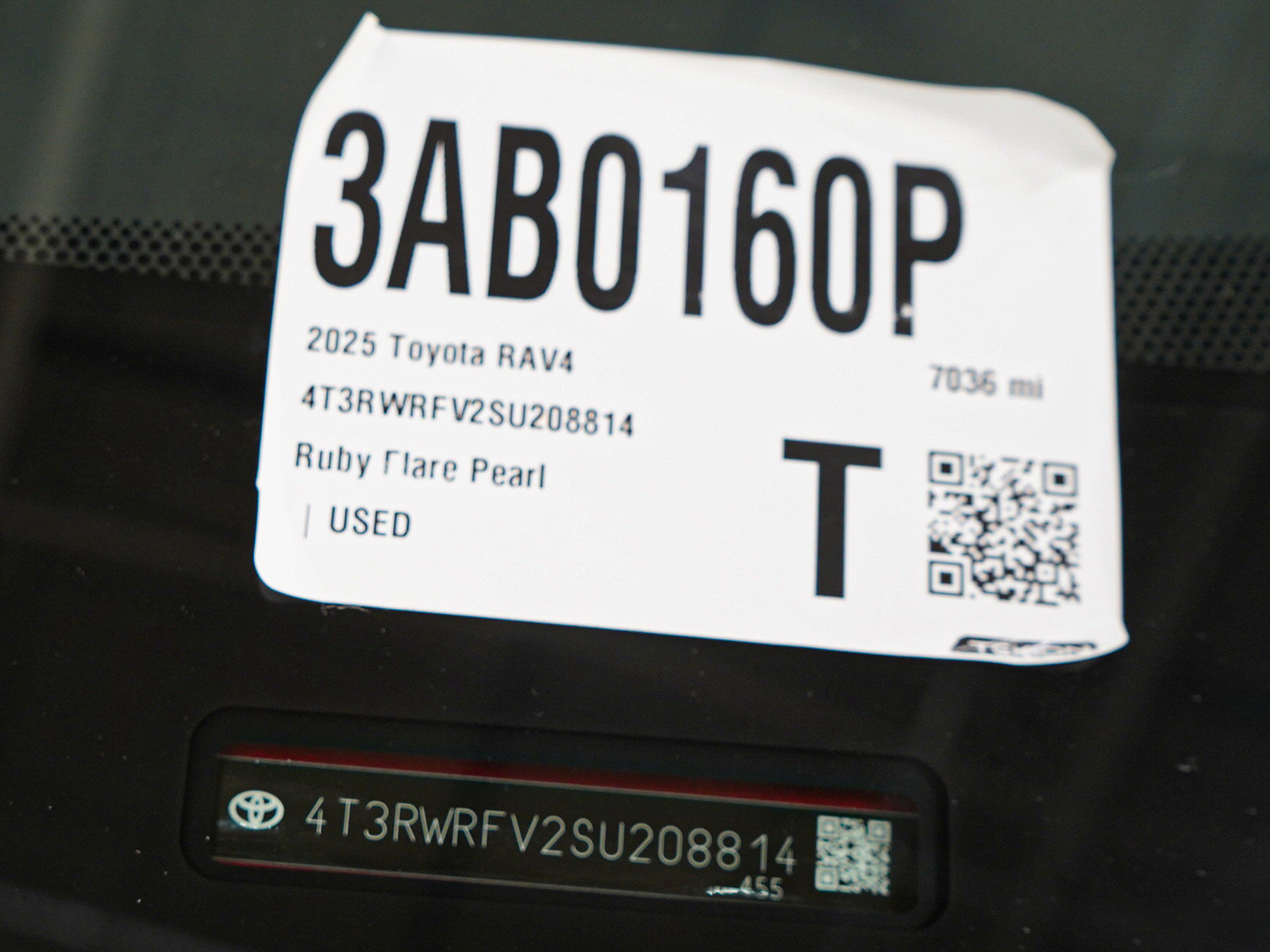 Used 2025 Toyota RAV4 XLE w/ Convenience Package AWD/4WD image 32