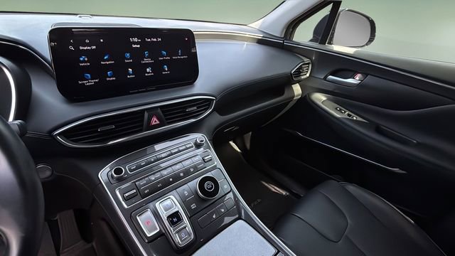 Used 2022 Hyundai Santa Fe SEL w/ Convenience + Premium Package FWD image 25