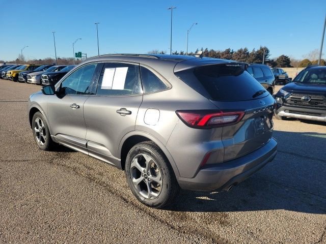 Used 2023 Ford Escape ST-Line image 24
