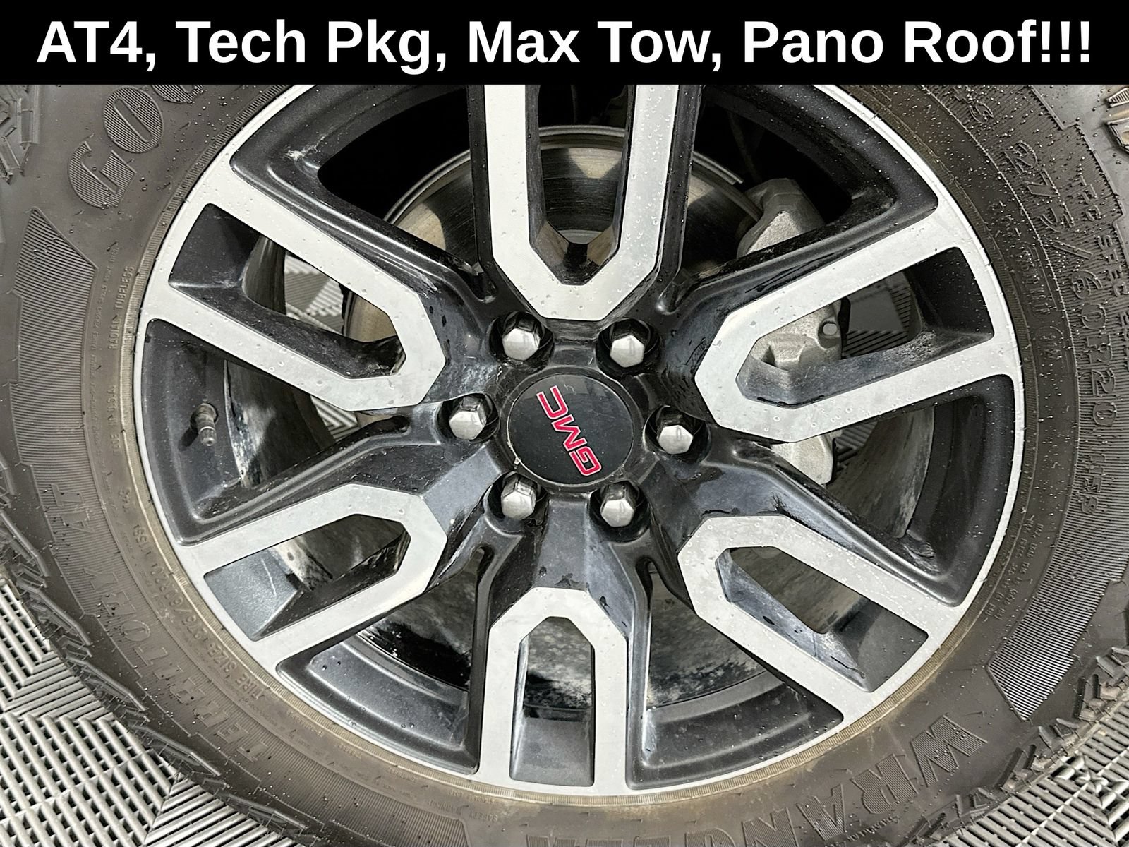 Used 2024 GMC Yukon AT4 w/ Technology Package AWD/4WD image 35