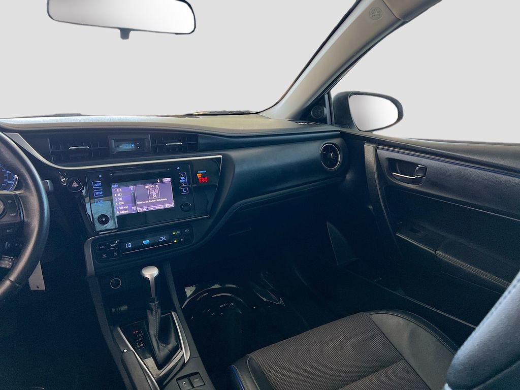 Used 2019 Toyota Corolla SE FWD image 21