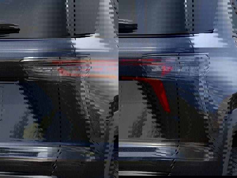 New 2026 Chevrolet Equinox LT w/ Convenience Package II image 11