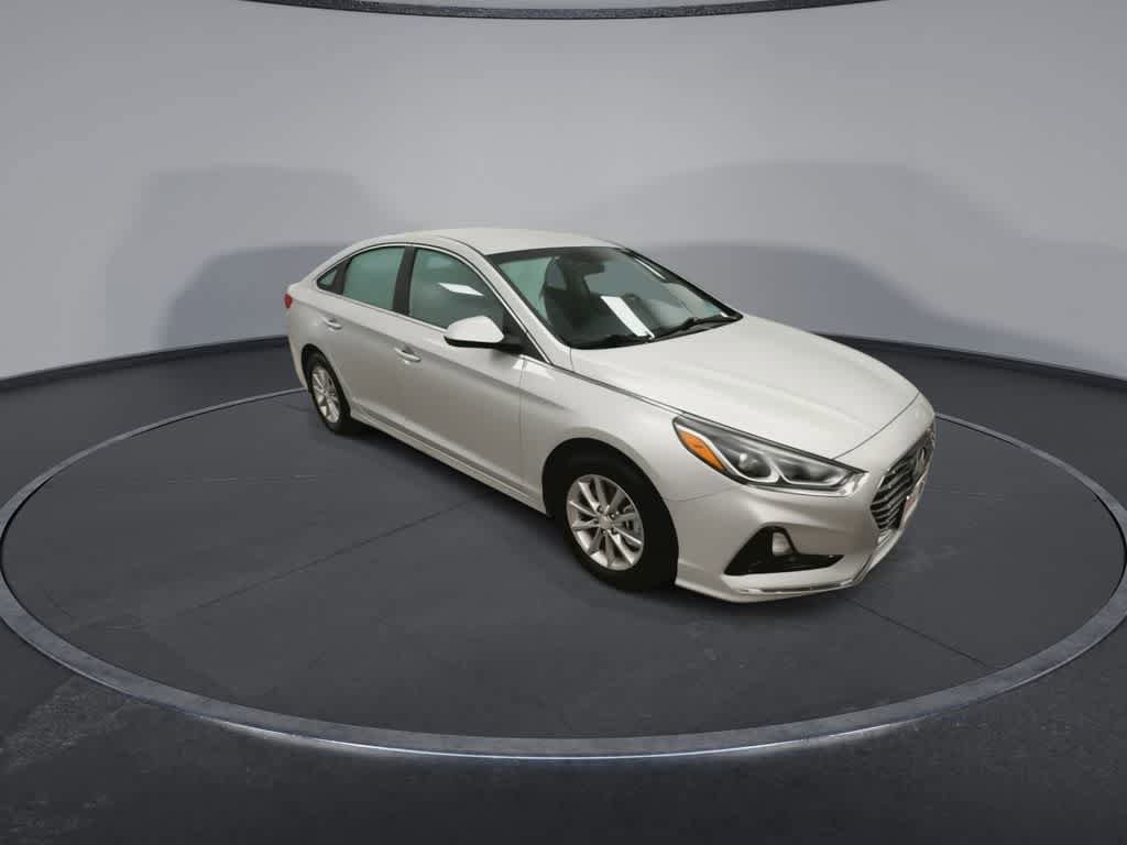 Used 2019 Hyundai Sonata SE FWD image 2