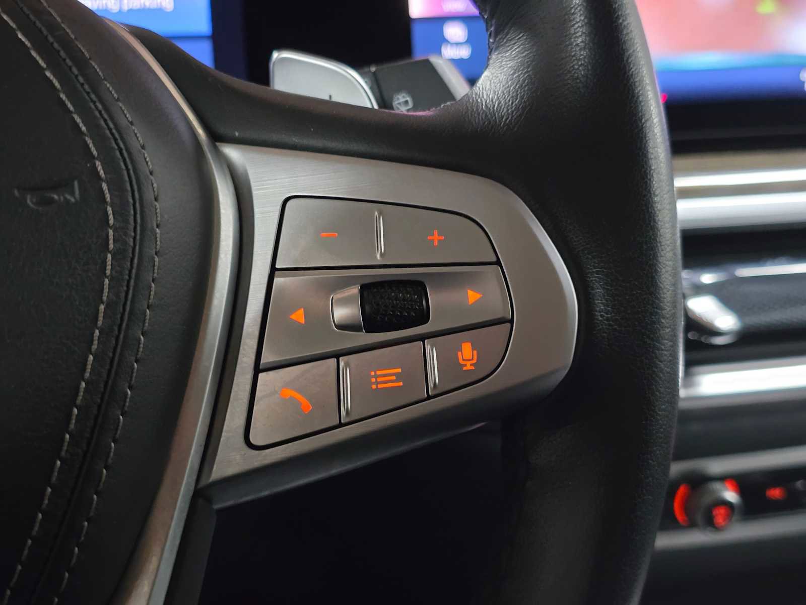 Used 2023 BMW X7 xDrive40i image 38