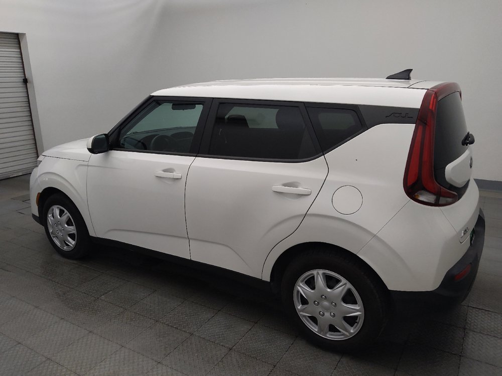Used 2021 Kia Soul LX FWD image 3