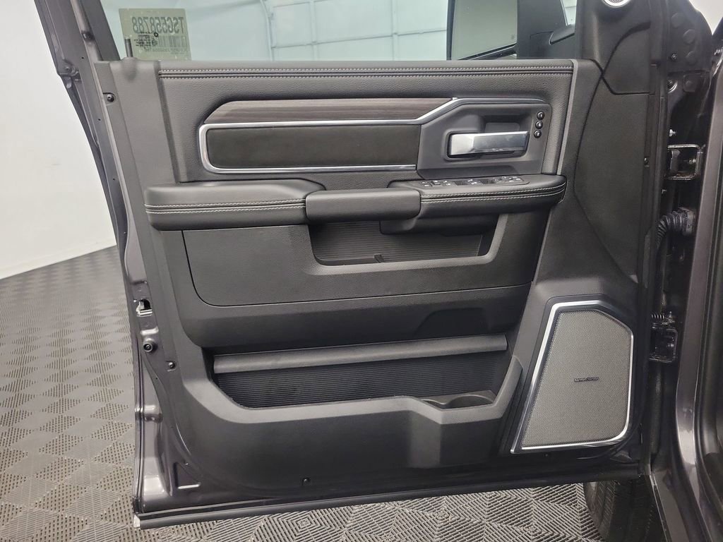 Used 2025 RAM 2500 Laramie image 18