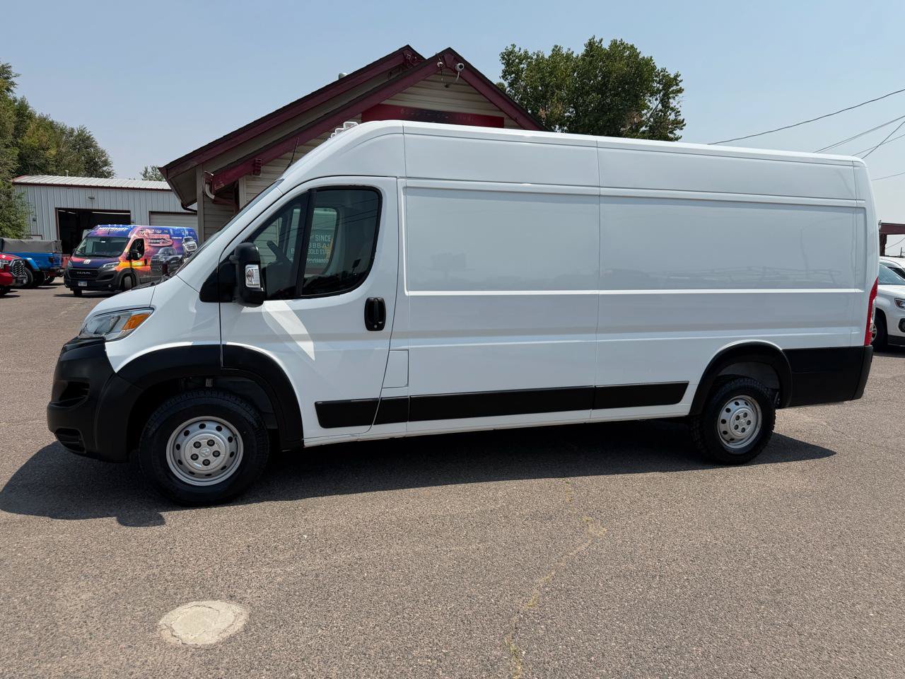 Used 2023 RAM ProMaster 3500 FWD image 5