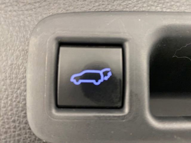 Certified 2022 Toyota Highlander Platinum image 37